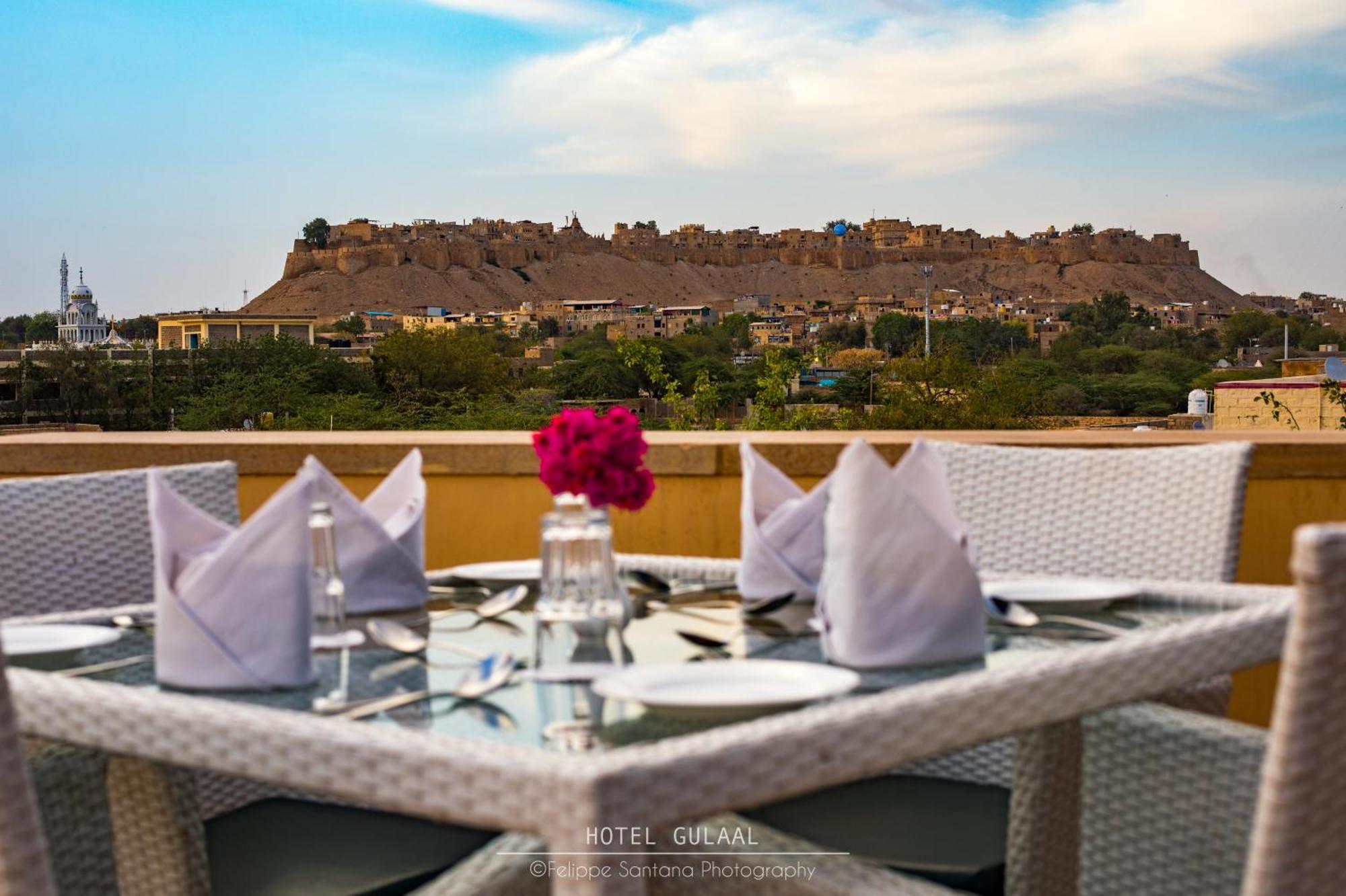 Hotel The Gulaal à Jaisalmer Extérieur photo