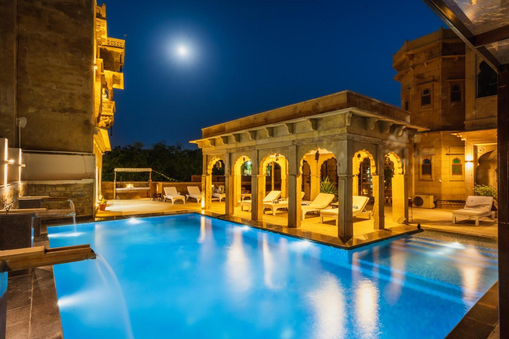 Hotel The Gulaal à Jaisalmer Extérieur photo