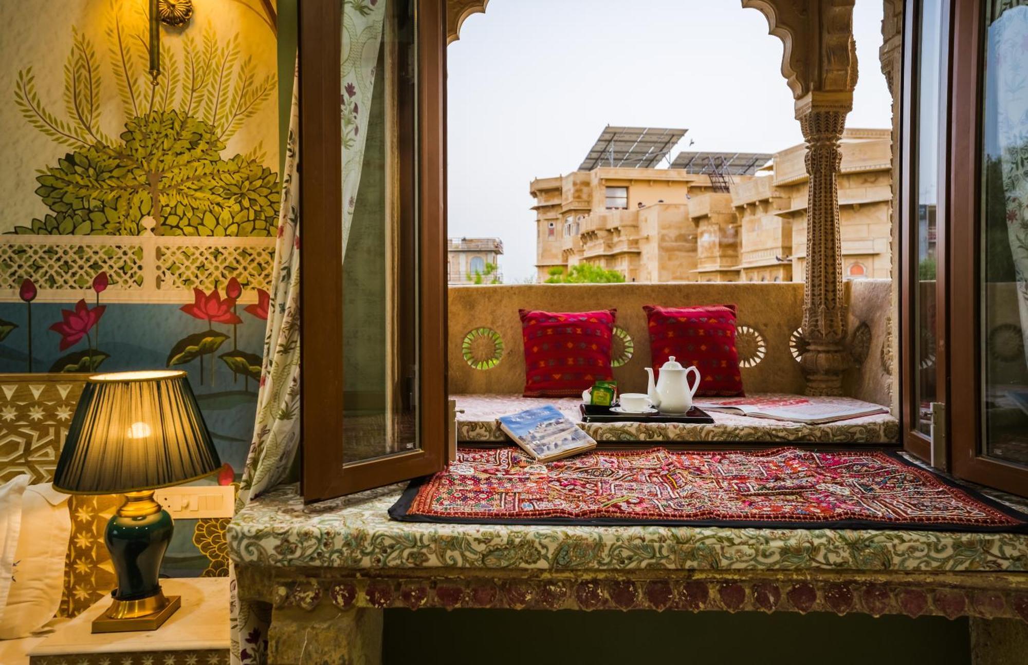 Hotel The Gulaal à Jaisalmer Extérieur photo